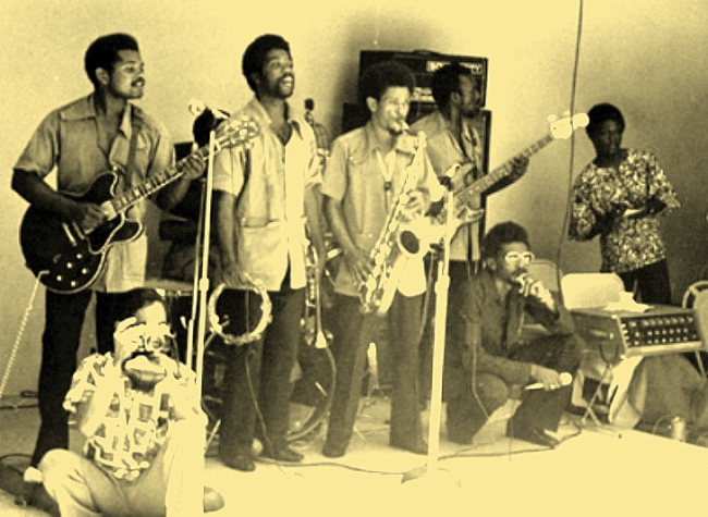 UbuntuFM Reggae | Zap Pow (70s)
